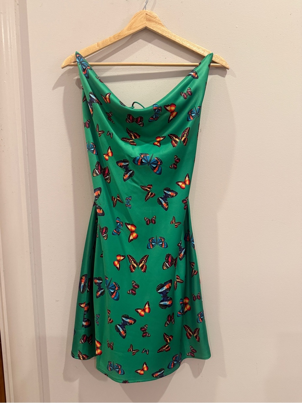 NWT Steve Madden Treasure Green Butterfly Cowl Neck Mini Dress Medium